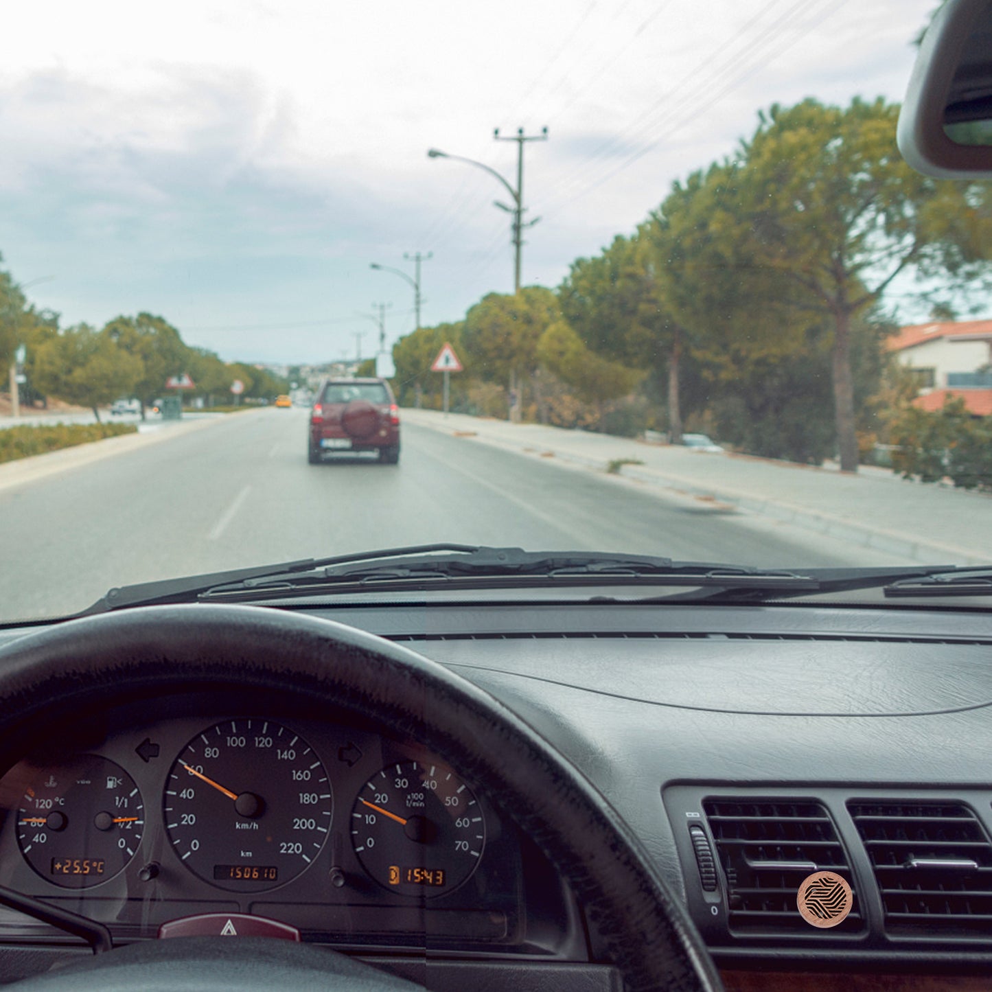 Aroma Wooden Car Vent Diffuser — Essential Oil Air Freshener
